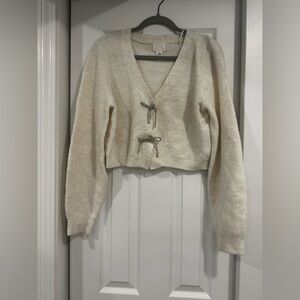 H&M Cream V-Neck Sweater with Tie Details